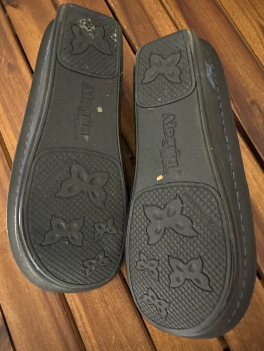 Alegria Deb Slip on Psych Fest Nursing Clog Size 38 (8 ) EUC